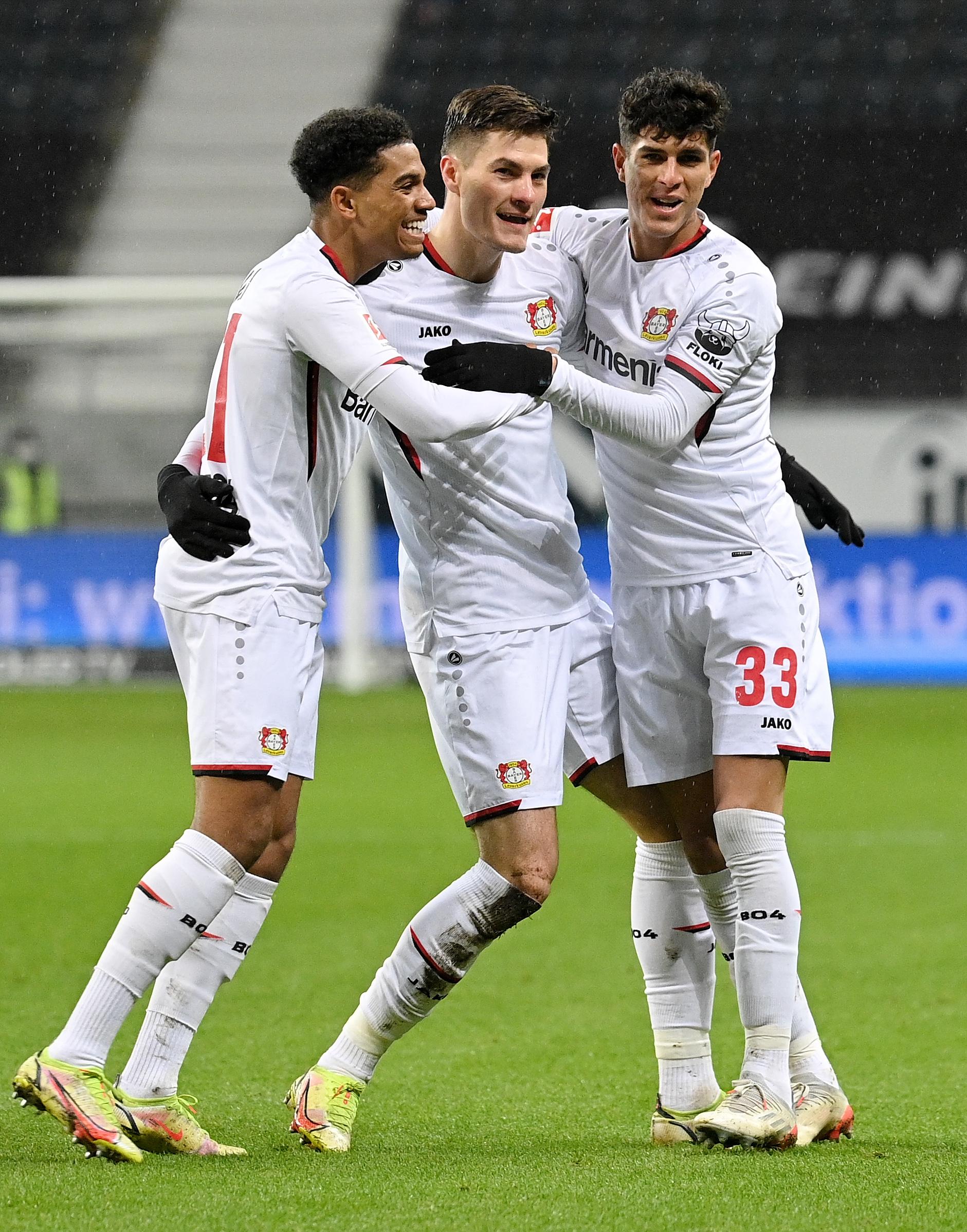 法兰克福客场大胜,德国足球联赛发挥出色 法兰克福客场大胜,德国足球联赛发挥出色