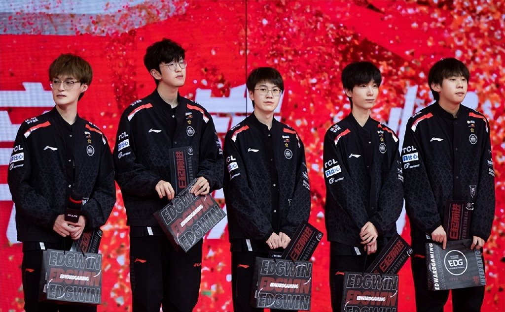 EDG鏖战TES,Caps三分雨点燃全场的简单介绍 EDG鏖战TES,Caps三分雨点燃全场的简单介绍