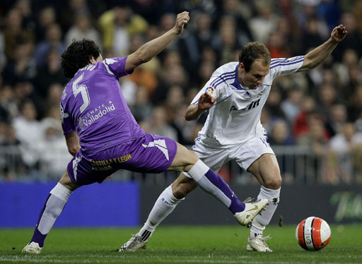 皇马鏖战日本,罗本高光表现的简单介绍 皇马鏖战日本,罗本高光表现的简单介绍