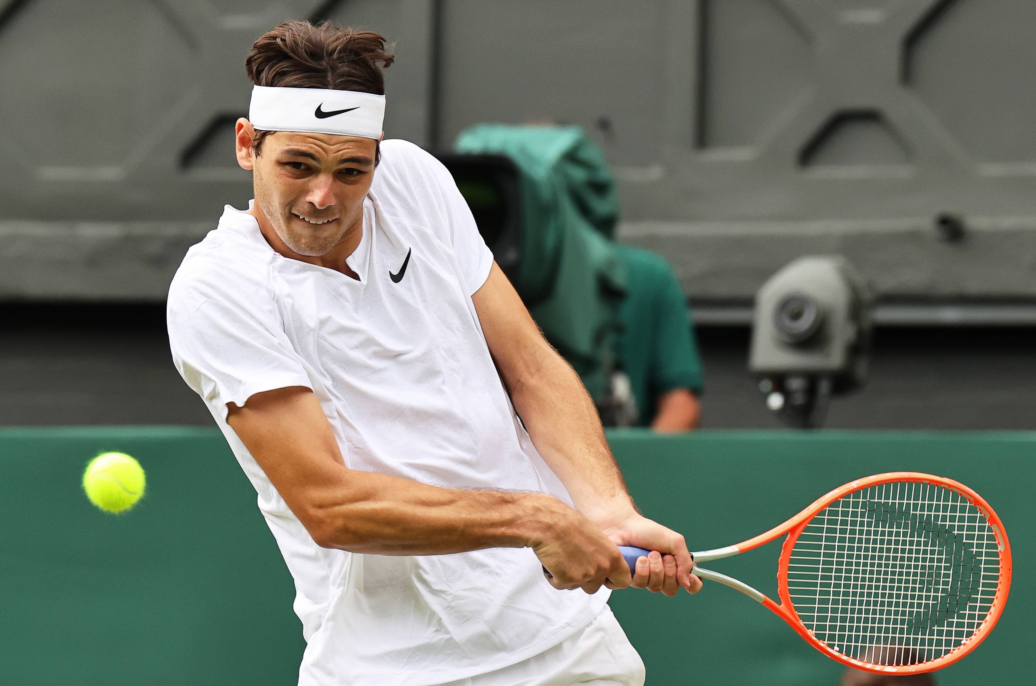 PG电子官网入口-温网横扫年终总决赛，纳达尔高光表现的简单介绍