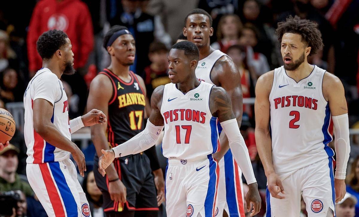 快船队主场失利球队陷入危机