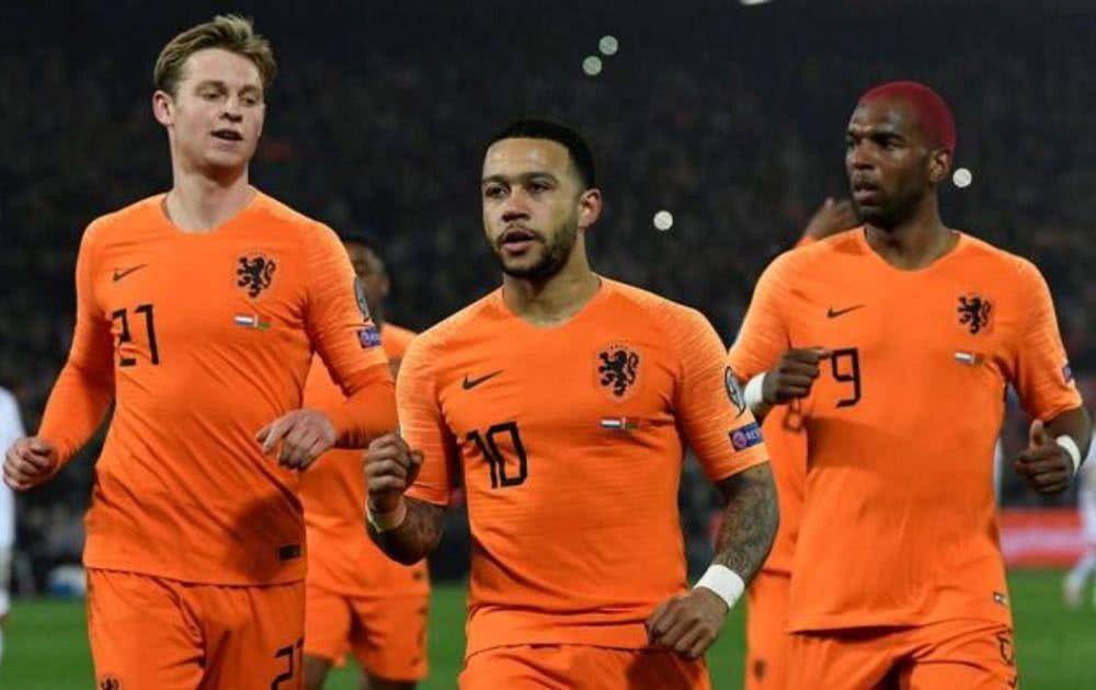 关于欧预赛小组赛:荷兰队遭遇不利战况的信息 关于欧预赛小组赛:荷兰队遭遇不利战况的信息