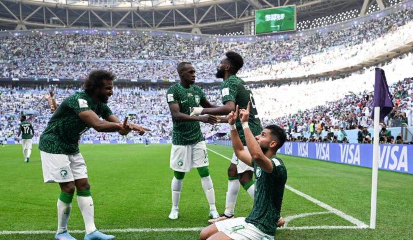 西亚球队在国际比赛中斩获胜利