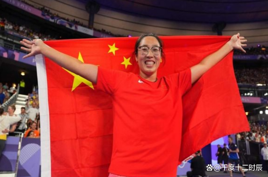 中国射击名将稳定发挥，摘银成功