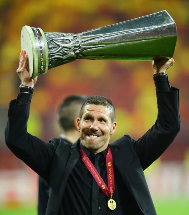 日本足球遭遇困境,寻求新教练提振士气 日本足球遭遇困境,寻求新教练提振士气