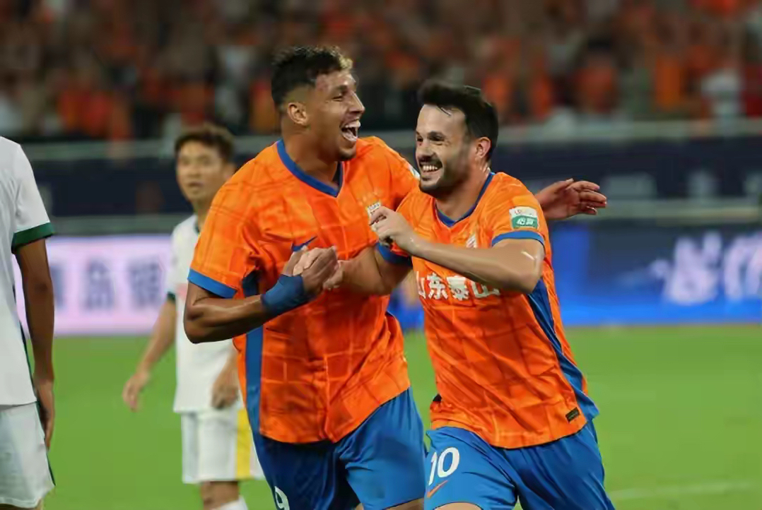 球队逐渐调整状态，迎战强劲对手